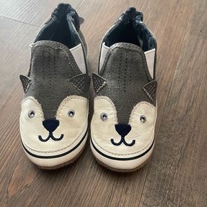 Robeez Freddie baby boy canvas soft sole shoes, gray